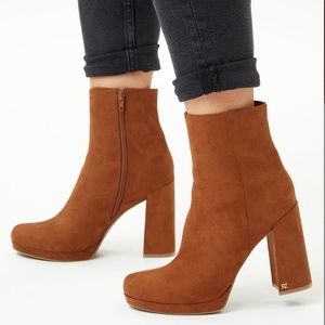 NEW Rachel Zoe Chestnut Maya Platform Boots US 8